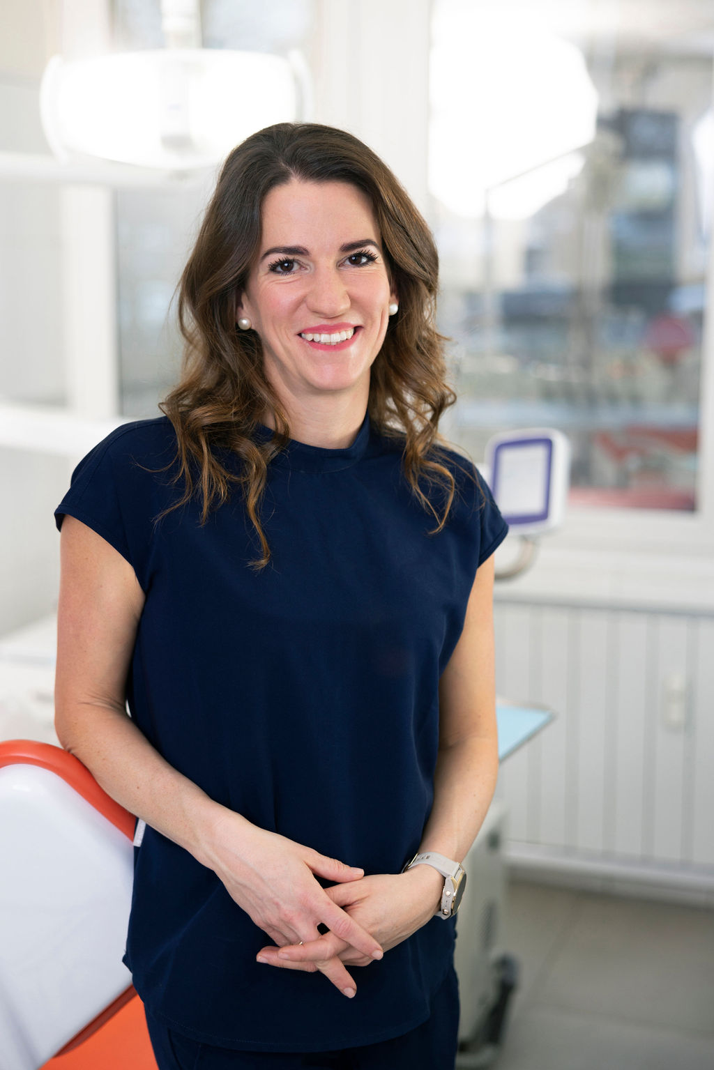 DR. KÁLOVICS JUDIT